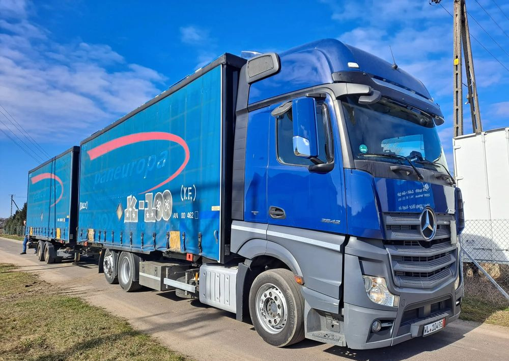 Mercedes-Benz Actros 2542 zestaw jumbo 7,70 - Тентованный грузовик: фото 1 Mercedes-Benz Actros 2542 zestaw jumbo 7,70 - Тентованный грузовик: фото 1