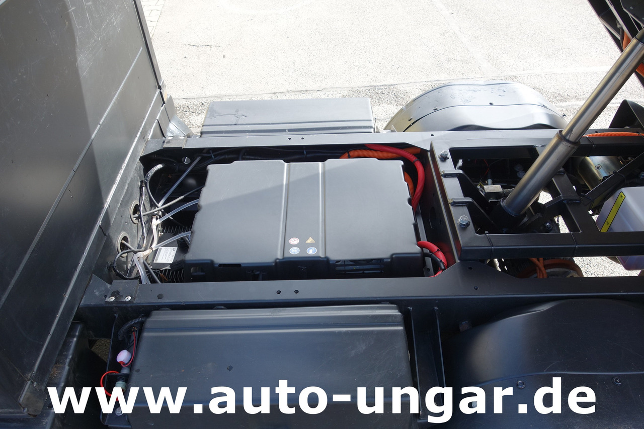 Aixam MEGA RM H8 kurzer Radstand Kipper AHK Bj. 2014 Rasenbereifung °033 - Грузовой электромобиль: фото 4 Aixam MEGA RM H8 kurzer Radstand Kipper AHK Bj. 2014 Rasenbereifung °033 - Грузовой электромобиль: фото 4