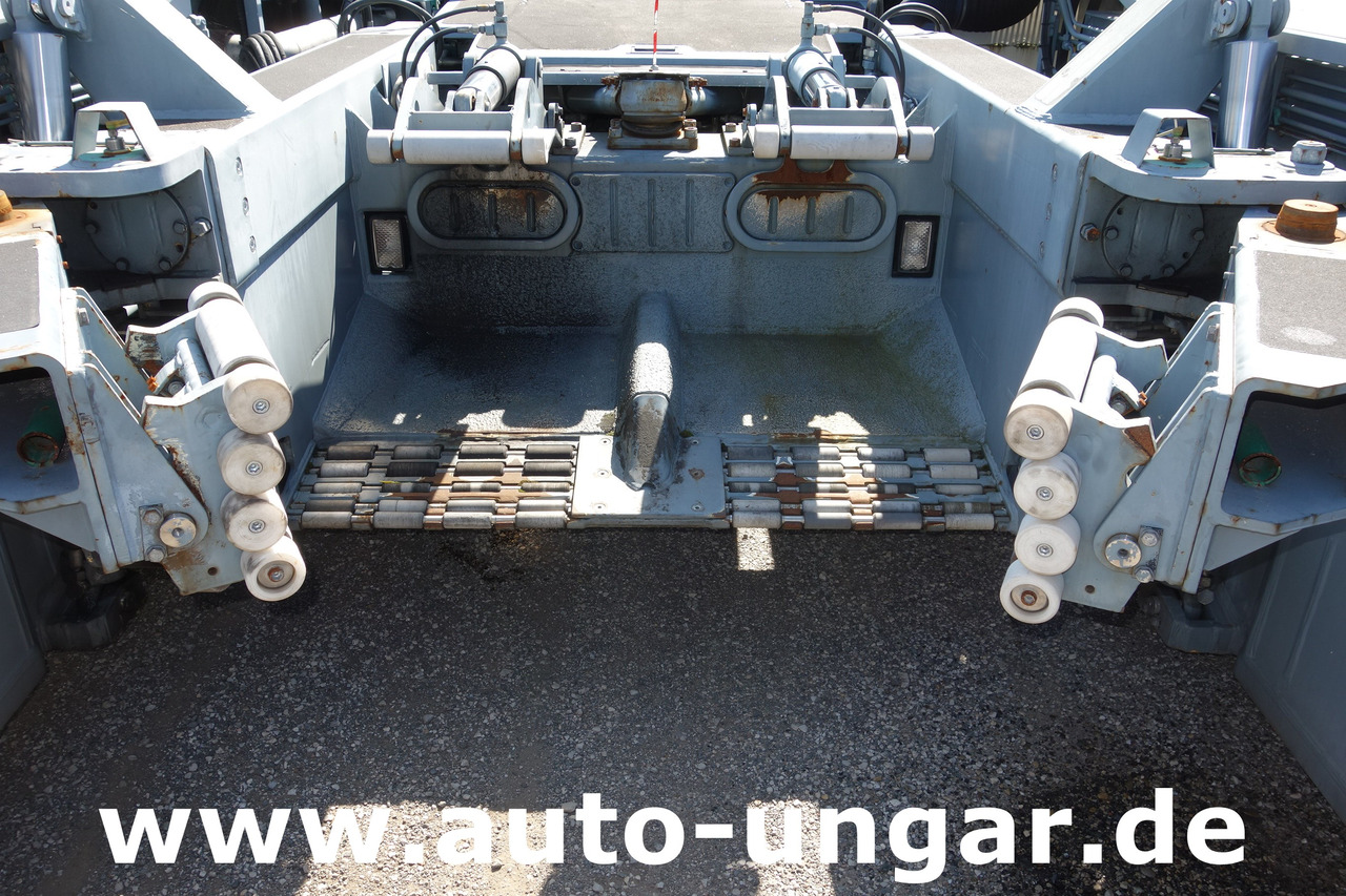 Аэродромный тягач GOLDHOFER AST-1 A500 Baujahr 1999 Push-Back towbarless Pushback Liebherr used GSE: фото 8