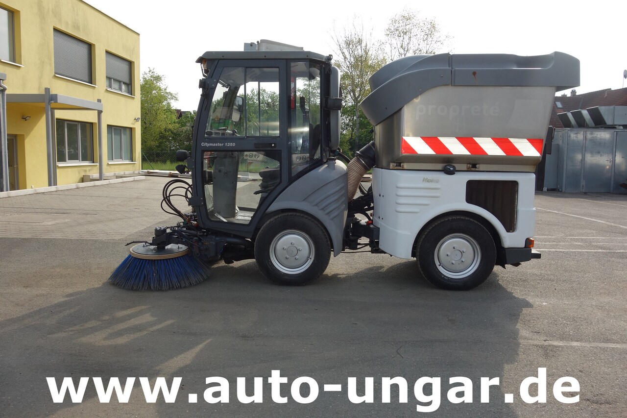 Hako CityMaster CM 1250 Baujahr 2014 Kehrmaschine 4x4 - Подметально-уборочная машина: фото 5 Hako CityMaster CM 1250 Baujahr 2014 Kehrmaschine 4x4 - Подметально-уборочная машина: фото 5