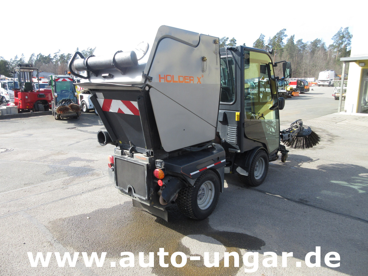 Holder X45 Kubota Diesel Motor Baujahr 2019 Allrad Kehrmaschine Geräteträger - Коммунальный трактор: фото 5 Holder X45 Kubota Diesel Motor Baujahr 2019 Allrad Kehrmaschine Geräteträger - Коммунальный трактор: фото 5