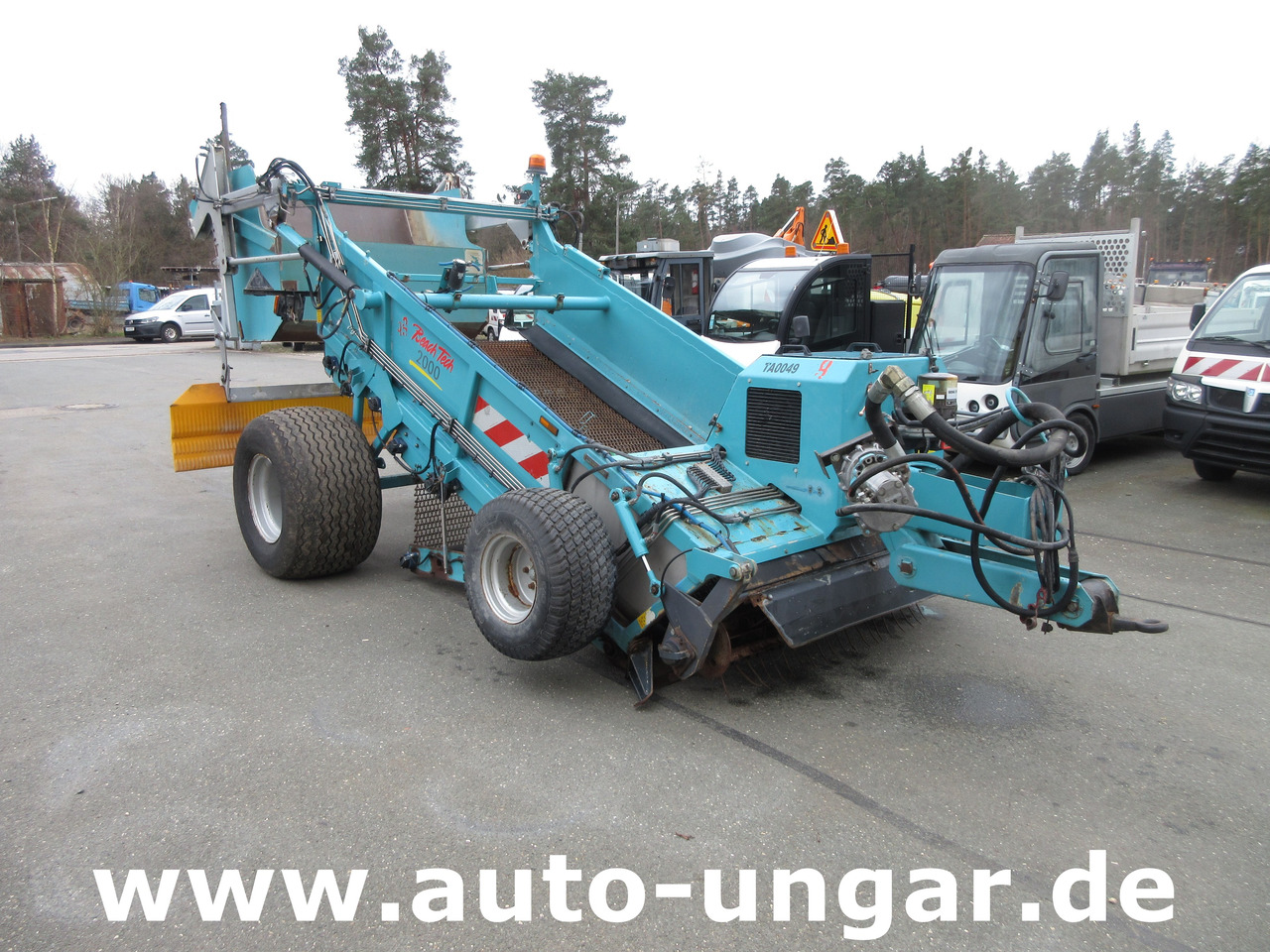 Kässbohrer BeachTech 2000 Strandreiniger Beachcleaner Nettoyeur Cribleuse de Plage - Оборудование для клининга: фото 1 Kässbohrer BeachTech 2000 Strandreiniger Beachcleaner Nettoyeur Cribleuse de Plage - Оборудование для клининга: фото 1