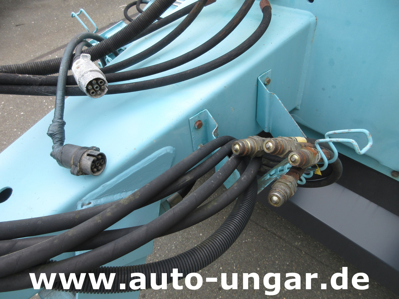 Pistenbully BeachTech STR 2000 BeachCleaner Strandreiniger чистач на плажа - Коммунальная/ Специальная техника: фото 4 Pistenbully BeachTech STR 2000 BeachCleaner Strandreiniger чистач на плажа - Коммунальная/ Специальная техника: фото 4