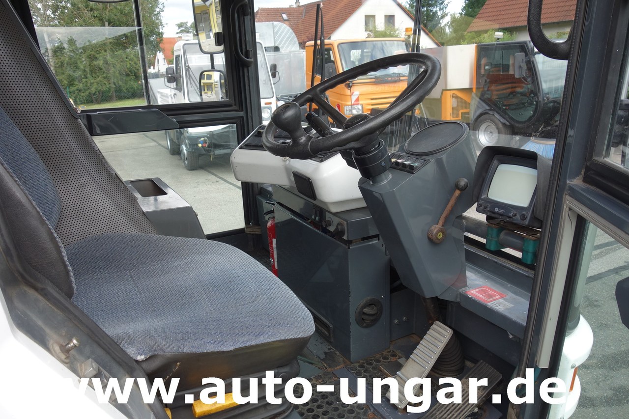 Подметально-уборочная машина Ravo C540 Kehrmaschine Hydrostat - Klima - 1. Hand: фото 11