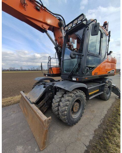 Doosan 18.6t DX170 W-7 (DEVELON) - Колёсный экскаватор: фото 4 Doosan 18.6t DX170 W-7 (DEVELON) - Колёсный экскаватор: фото 4