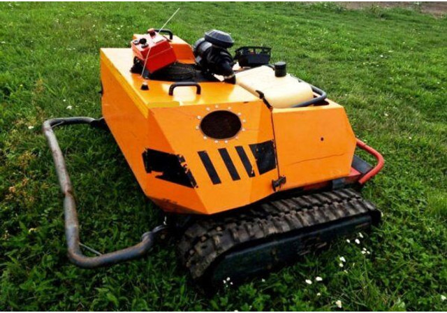 KommTek/NIKO - RoboFlail ONE (700kg/122cm profi) - Газонокосилка: фото 2 KommTek/NIKO - RoboFlail ONE (700kg/122cm profi) - Газонокосилка: фото 2