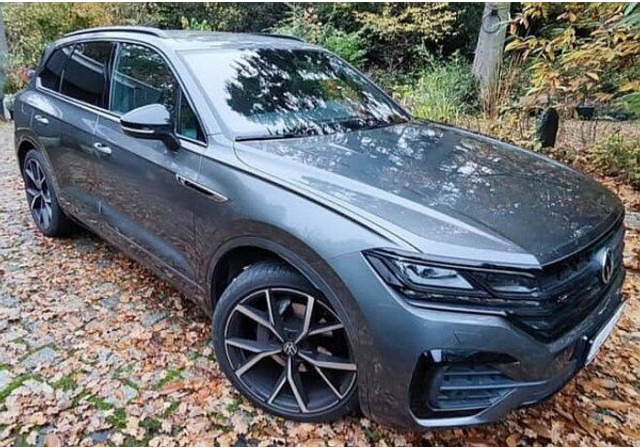 Volkswagen Touareg 3.0 TDi R-line 4-motion - Легковой автомобиль: фото 1 Volkswagen Touareg 3.0 TDi R-line 4-motion - Легковой автомобиль: фото 1