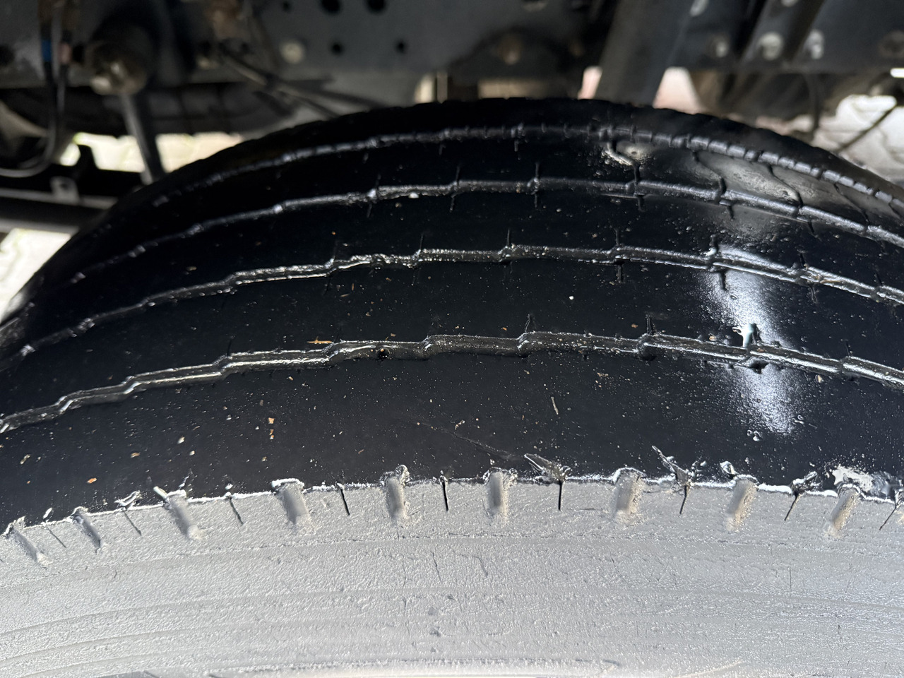 Iveco EuroCargo 80E22 Kran HMF 735 bis 15 Meter - Грузовик бортовой/ Платформа, Автоманипулятор: фото 3 Iveco EuroCargo 80E22 Kran HMF 735 bis 15 Meter - Грузовик бортовой/ Платформа, Автоманипулятор: фото 3