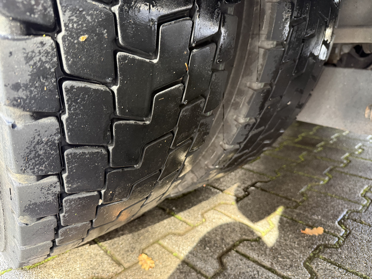 Mercedes-Benz Actros 2535 6X2 HMF 2420 bis 25 Meter - Автоманипулятор, Грузовик бортовой/ Платформа: фото 3 Mercedes-Benz Actros 2535 6X2 HMF 2420 bis 25 Meter - Автоманипулятор, Грузовик бортовой/ Платформа: фото 3