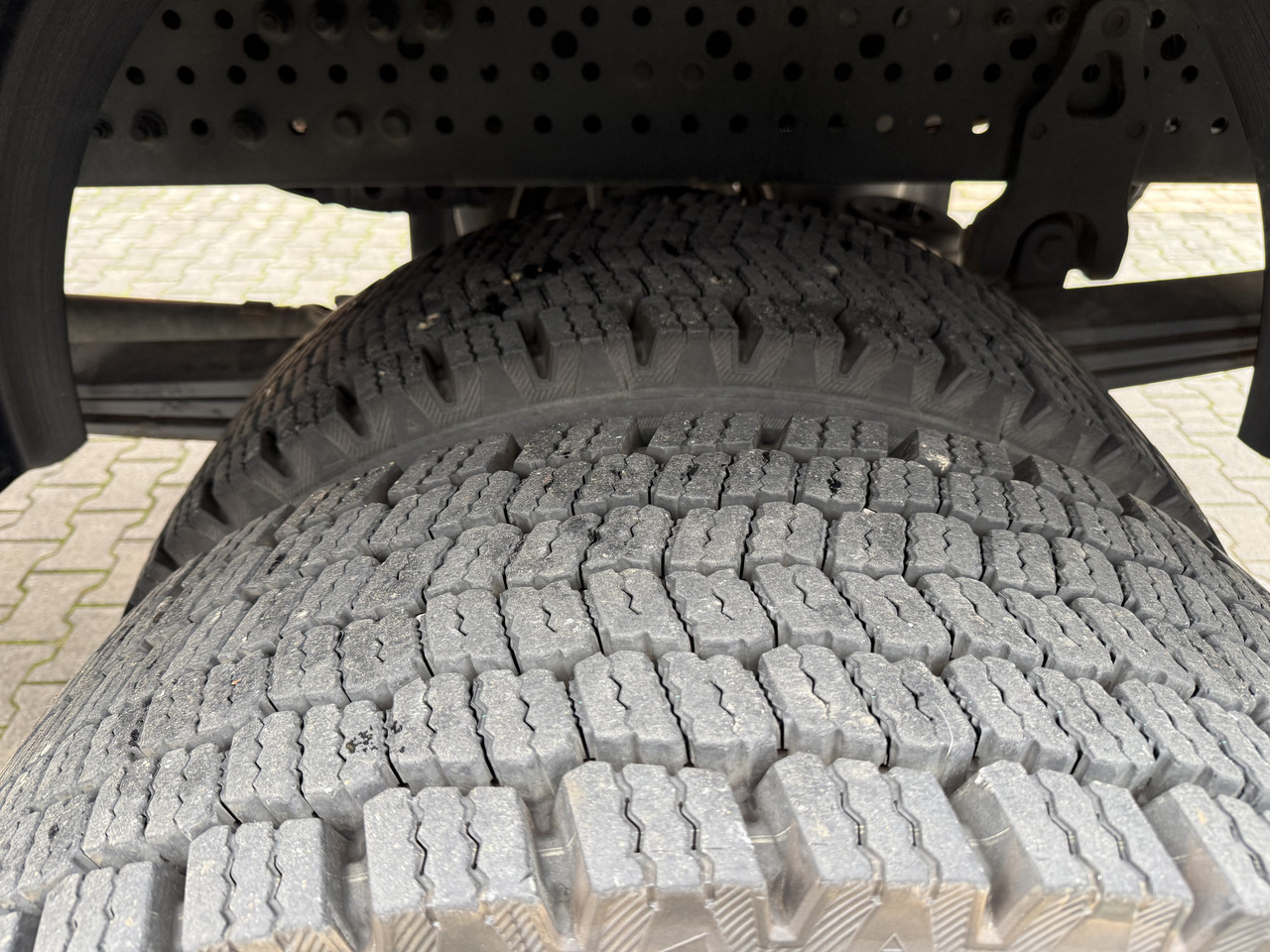 Mercedes-Benz Arocs 1827 AK 4X4 Ex- - Грузовик-шасси: фото 3 Mercedes-Benz Arocs 1827 AK 4X4 Ex- - Грузовик-шасси: фото 3