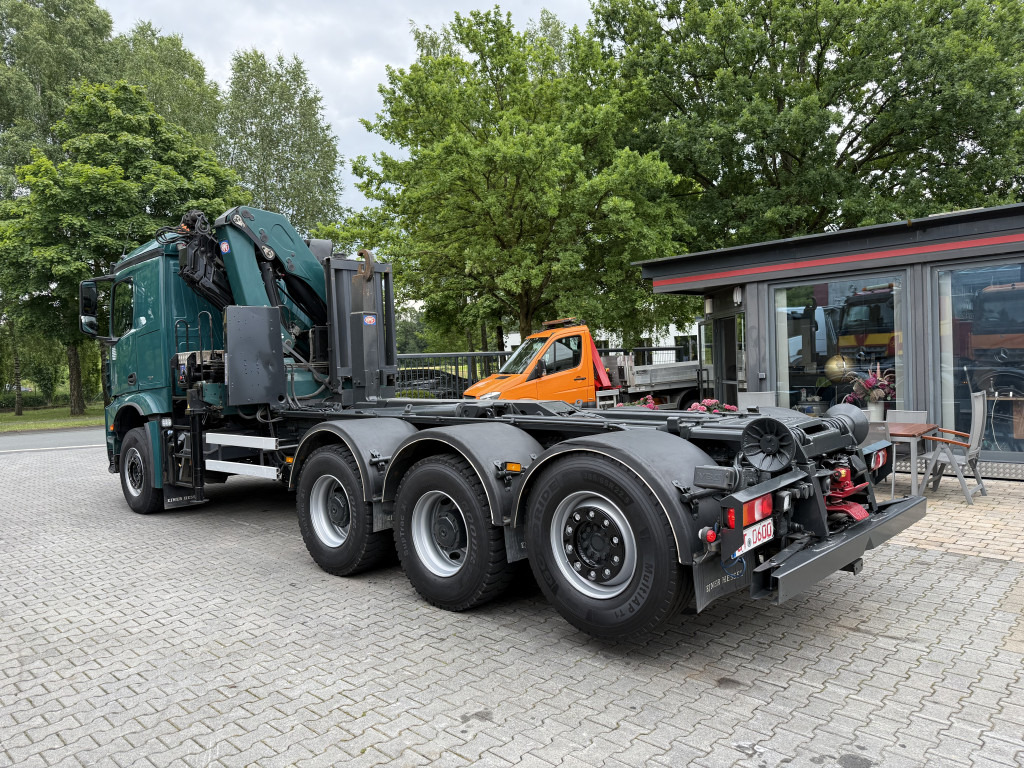 Крюковой мультилифт, Автоманипулятор Mercedes-Benz Arocs 3251 8X4 Haken mit Kran HMF 2620 K5: фото 13 Крюковой мультилифт, Автоманипулятор Mercedes-Benz Arocs 3251 8X4 Haken mit Kran HMF 2620 K5: фото 13
