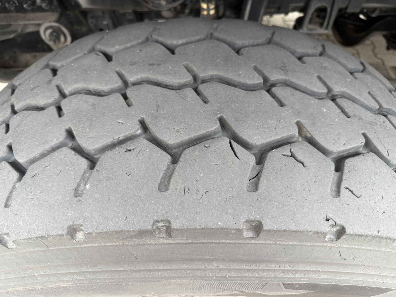 Крюковой мультилифт, Автоманипулятор Mercedes-Benz Arocs 3251 8X4 Haken mit Kran HMF 2620 K5: фото 15 Крюковой мультилифт, Автоманипулятор Mercedes-Benz Arocs 3251 8X4 Haken mit Kran HMF 2620 K5: фото 15