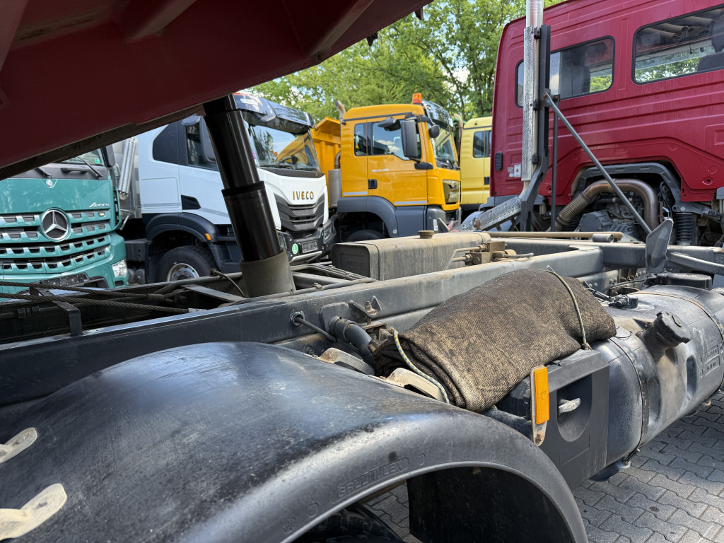 Mercedes-Benz Axor 1829 AK 4X4 Meiller - Самосвал: фото 2 Mercedes-Benz Axor 1829 AK 4X4 Meiller - Самосвал: фото 2