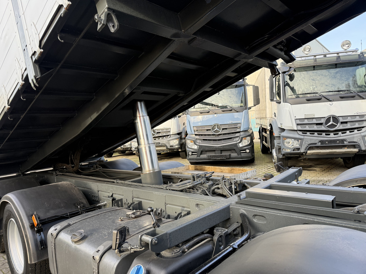 Самосвал, Автоманипулятор Scania G450 8X2*6 Kipper Kran HMF 2620 K5: фото 15