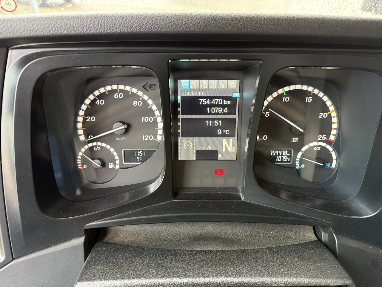 Mercedes-Benz Arocs 2653 6X4 Kran Kesla 2124L - Тягач: фото 3 Mercedes-Benz Arocs 2653 6X4 Kran Kesla 2124L - Тягач: фото 3