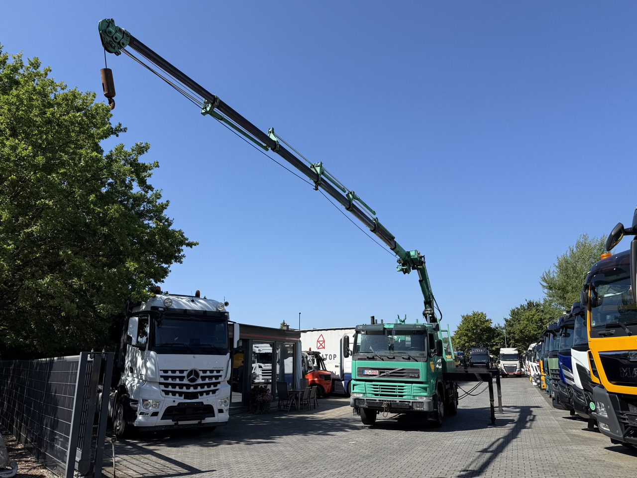 Автоманипулятор Volvo FM12 420 4X4 Kran MKG 300 bis 24 Meter: фото 8 Автоманипулятор Volvo FM12 420 4X4 Kran MKG 300 bis 24 Meter: фото 8