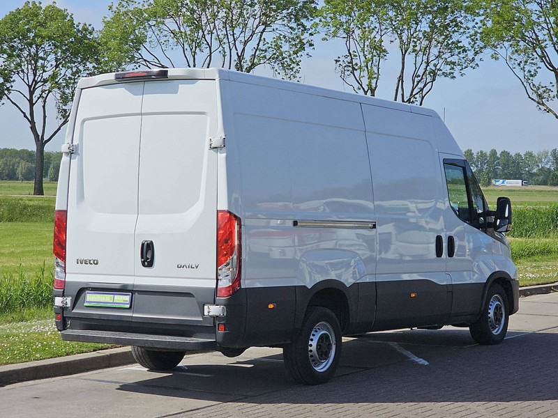 Iveco Daily 35S14 HI- MATIC L2H2 LED - Цельнометаллический фургон: фото 3 Iveco Daily 35S14 HI- MATIC L2H2 LED - Цельнометаллический фургон: фото 3