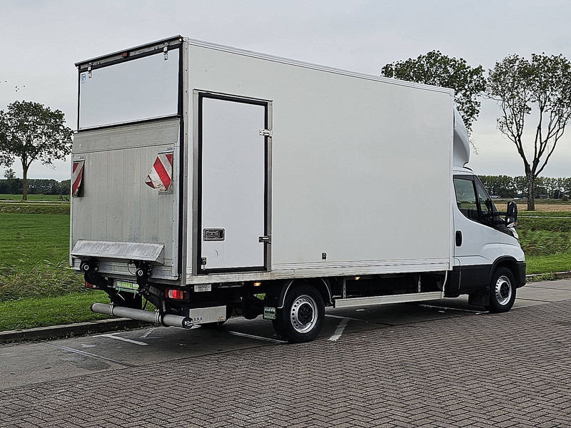 Iveco Daily 35S18 Bakwagen Laadklep! - Фургон с закрытым кузовом: фото 3 Iveco Daily 35S18 Bakwagen Laadklep! - Фургон с закрытым кузовом: фото 3