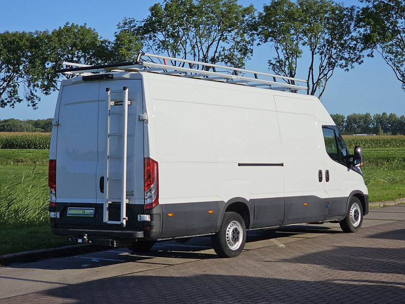 Iveco Daily 35S18 XL ac automaat EURO6 - Цельнометаллический фургон: фото 3 Iveco Daily 35S18 XL ac automaat EURO6 - Цельнометаллический фургон: фото 3