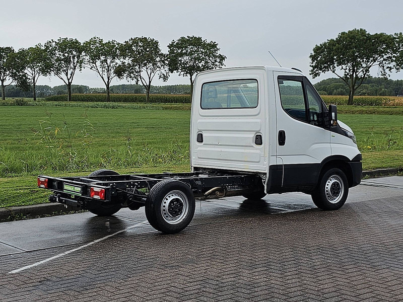 Iveco Daily 35 S 12 CHASSIS - Коммерческий автомобиль: фото 3 Iveco Daily 35 S 12 CHASSIS - Коммерческий автомобиль: фото 3