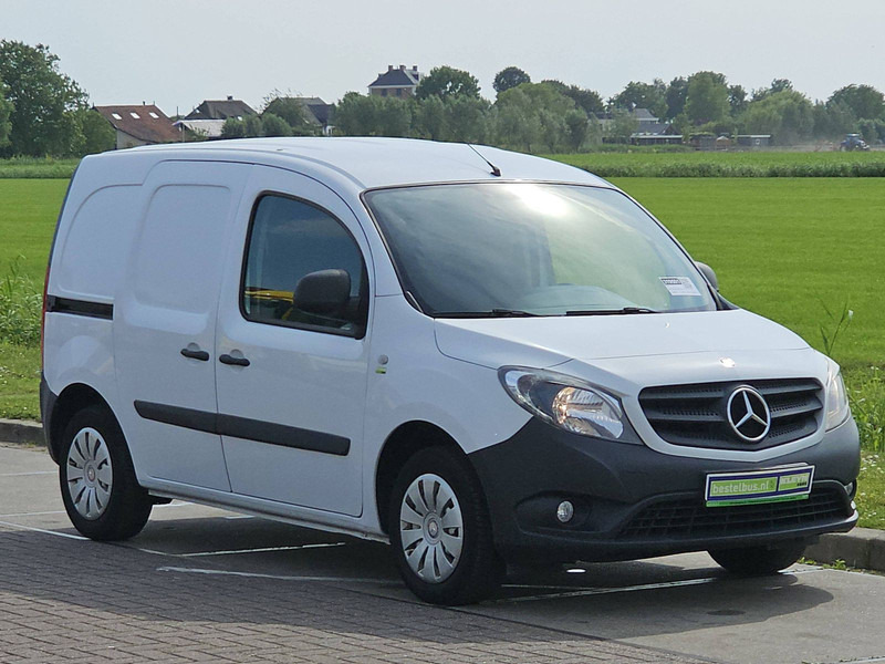 Mercedes-Benz Citan 108 CDI LONG Airco Euro6 NAP - Фургон с закрытым кузовом: фото 5 Mercedes-Benz Citan 108 CDI LONG Airco Euro6 NAP - Фургон с закрытым кузовом: фото 5