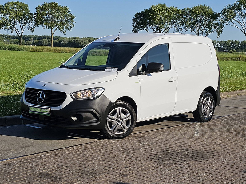 Mercedes-Benz Citan 108 CDI ac carplay EURO6 - Фургон с закрытым кузовом: фото 2 Mercedes-Benz Citan 108 CDI ac carplay EURO6 - Фургон с закрытым кузовом: фото 2