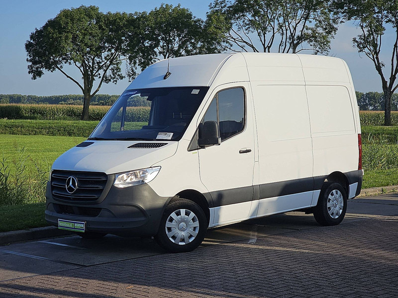 Mercedes-Benz Sprinter 214 CDI AUT. L1H2 - Легковой фургон: фото 2 Mercedes-Benz Sprinter 214 CDI AUT. L1H2 - Легковой фургон: фото 2