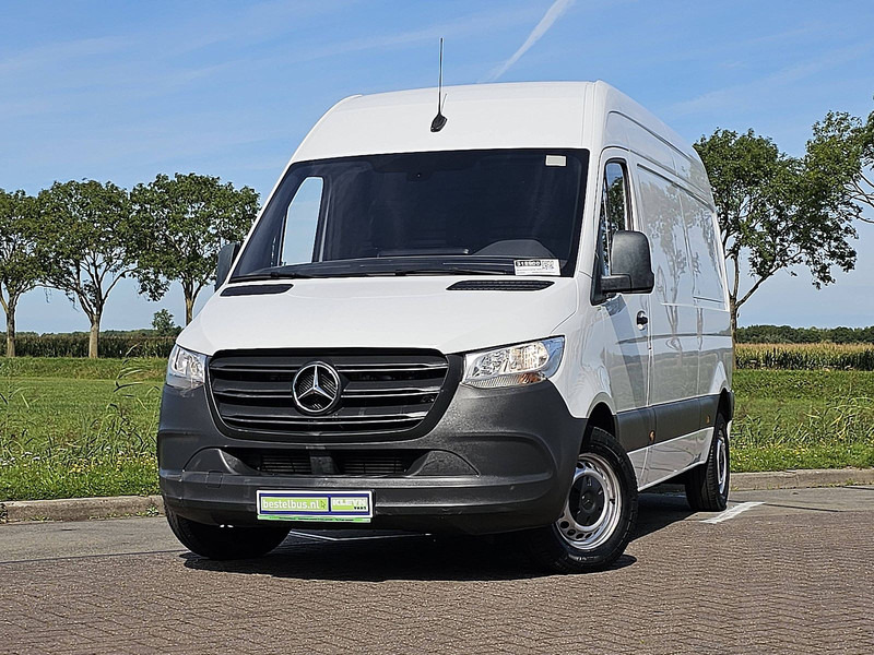 Mercedes-Benz Sprinter 214 L2H2 Mbux Automaat! - Легковой фургон: фото 1 Mercedes-Benz Sprinter 214 L2H2 Mbux Automaat! - Легковой фургон: фото 1