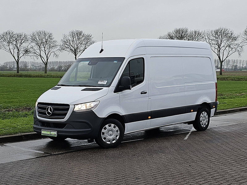 Mercedes-Benz Sprinter 215 ac automaat EURO6 - Цельнометаллический фургон: фото 2 Mercedes-Benz Sprinter 215 ac automaat EURO6 - Цельнометаллический фургон: фото 2