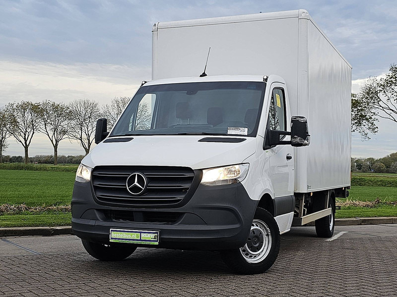 Mercedes-Benz Sprinter 315 Bakwagen Laadklep! - Фургон с закрытым кузовом: фото 1 Mercedes-Benz Sprinter 315 Bakwagen Laadklep! - Фургон с закрытым кузовом: фото 1