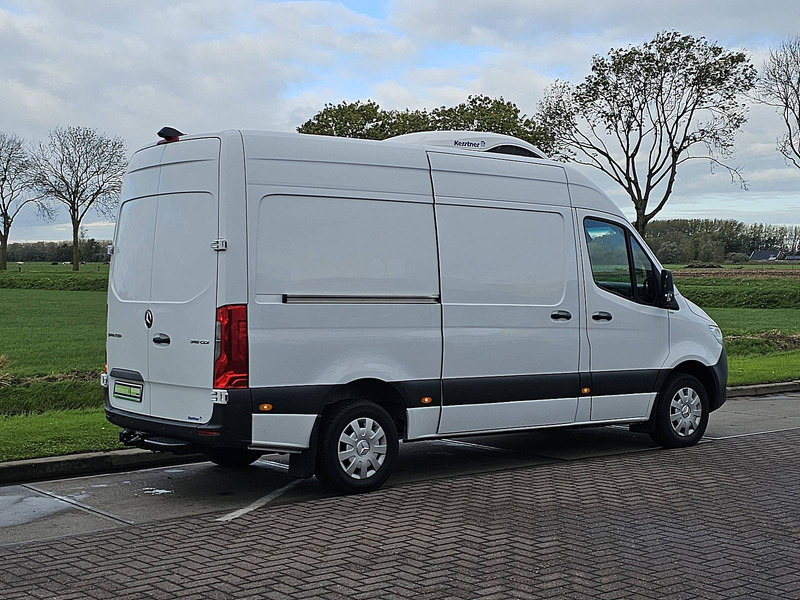 Mercedes-Benz Sprinter 316 L2H2 Koelwagen Mbux - Фургон-рефрижератор: фото 3 Mercedes-Benz Sprinter 316 L2H2 Koelwagen Mbux - Фургон-рефрижератор: фото 3