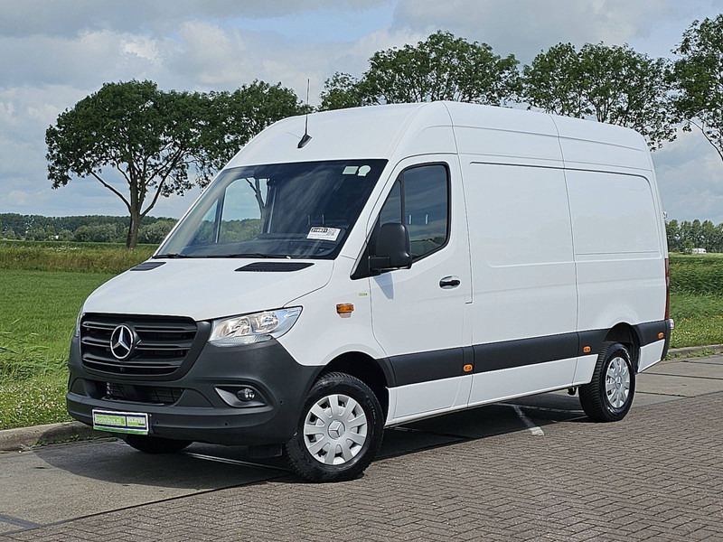 Mercedes-Benz Sprinter 317 L2H2 Navi Mbux - Цельнометаллический фургон: фото 2 Mercedes-Benz Sprinter 317 L2H2 Navi Mbux - Цельнометаллический фургон: фото 2