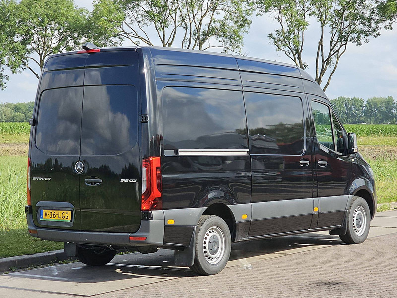 Mercedes-Benz Sprinter 319 L2H2 LED Mbux 190Pk! - Цельнометаллический фургон: фото 3 Mercedes-Benz Sprinter 319 L2H2 LED Mbux 190Pk! - Цельнометаллический фургон: фото 3