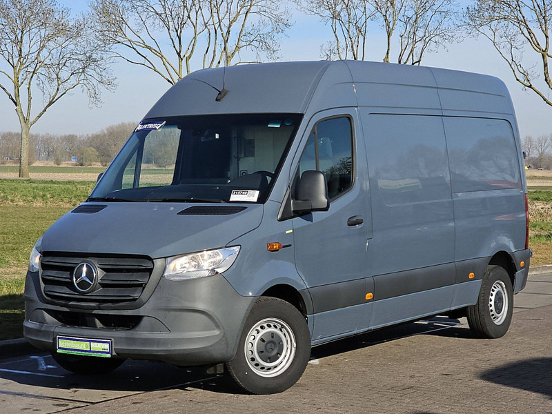 Mercedes-Benz eSprinter L2H2 41kWh Demo! - Цельнометаллический фургон, Электрический фургон: фото 2 Mercedes-Benz eSprinter L2H2 41kWh Demo! - Цельнометаллический фургон, Электрический фургон: фото 2