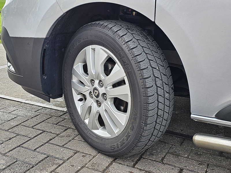 Renault Trafic 2.0 DCI ac aut. 9 pers EURO6 в лизинг Renault Trafic 2.0 DCI ac aut. 9 pers EURO6: фото 16