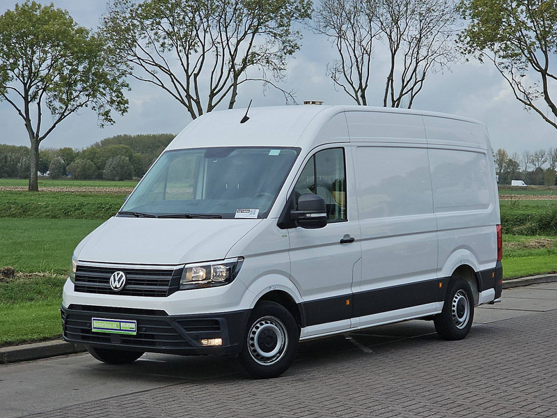 Volkswagen Crafter 35 2.0 L3H3 140Pk Euro6 AC! - Цельнометаллический фургон: фото 2 Volkswagen Crafter 35 2.0 L3H3 140Pk Euro6 AC! - Цельнометаллический фургон: фото 2