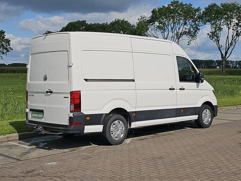 Volkswagen Crafter 35 2.0 TDI 177 DSG 4 MOTION - Цельнометаллический фургон: фото 3 Volkswagen Crafter 35 2.0 TDI 177 DSG 4 MOTION - Цельнометаллический фургон: фото 3