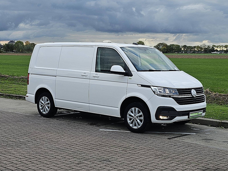Volkswagen Transporter 2.0 TDI T6.1 L1H1 Euro6 NAP! - Легковой фургон: фото 5 Volkswagen Transporter 2.0 TDI T6.1 L1H1 Euro6 NAP! - Легковой фургон: фото 5