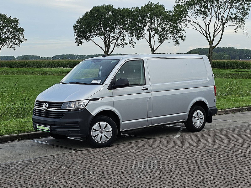 Volkswagen Transporter 2.0 TDI ac EURO6 - Легковой фургон: фото 2 Volkswagen Transporter 2.0 TDI ac EURO6 - Легковой фургон: фото 2