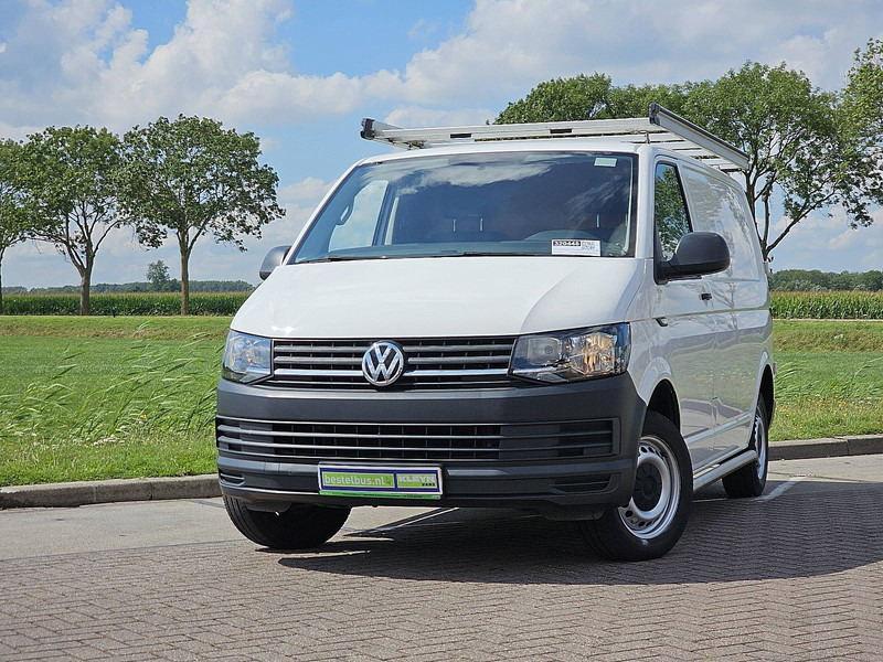 Volkswagen Transporter 2.0 TDI ac EURO6 - Легковой фургон: фото 1 Volkswagen Transporter 2.0 TDI ac EURO6 - Легковой фургон: фото 1