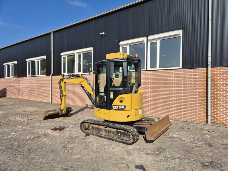 Caterpillar 303.5ECR - Мини-экскаватор: фото 3 Caterpillar 303.5ECR - Мини-экскаватор: фото 3