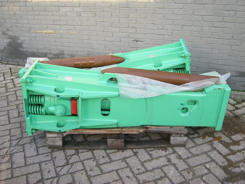 Hamm er BRH501 - Мобильная дробилка: фото 2 Hamm er BRH501 - Мобильная дробилка: фото 2