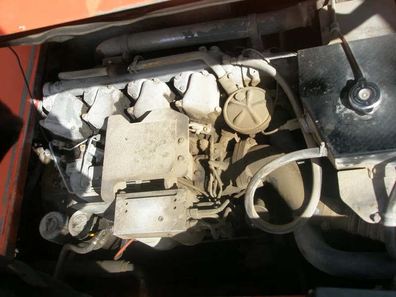 Гусеничный экскаватор Liebherr R924B: фото 9