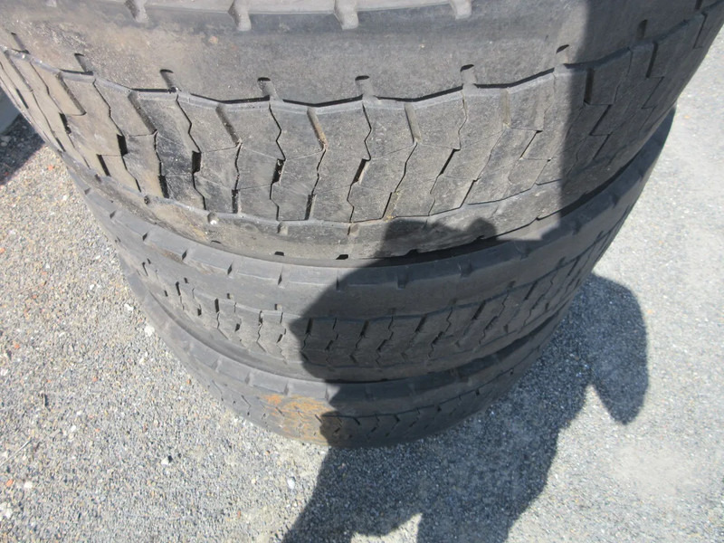 Bridgestone 315/70R22.5 DURAVIS M+S ALCOA WIEL MERCEDES 60% PROFILE - Шина для Грузовиков: фото 2 Bridgestone 315/70R22.5 DURAVIS M+S ALCOA WIEL MERCEDES 60% PROFILE - Шина для Грузовиков: фото 2