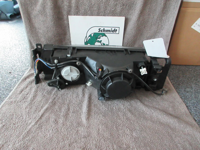 Iveco 500340408 KOPLAMP IVECO EUROTECH MODEL EURO 2 NIEUWE !! LINKS - Передняя фара для Грузовиков: фото 3 Iveco 500340408 KOPLAMP IVECO EUROTECH MODEL EURO 2 NIEUWE !! LINKS - Передняя фара для Грузовиков: фото 3