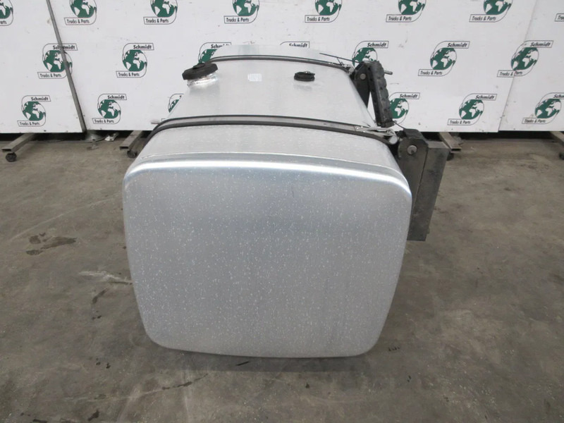 Iveco 5801330466 // 550 LITER IVECO S WAY MODEL 2023 - Топливный бак для Грузовиков: фото 2 Iveco 5801330466 // 550 LITER IVECO S WAY MODEL 2023 - Топливный бак для Грузовиков: фото 2
