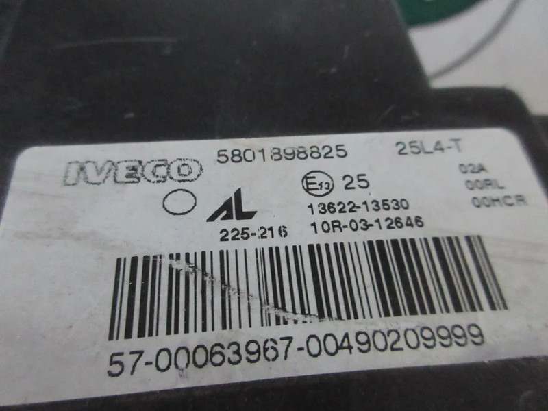 Передняя фара для Грузовиков Iveco 5801898825 KOPLAMP HI WAY EURO 6 RECHTS KANT: фото 6