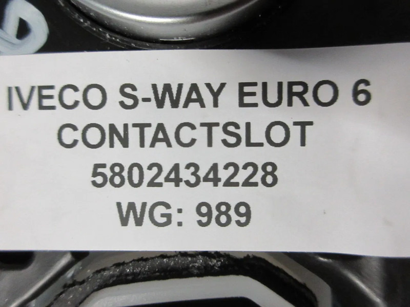 Iveco 5802434228 CONTACTSLOT IVECO S WAY EURO 6 - Электрическая система для Грузовиков: фото 5 Iveco 5802434228 CONTACTSLOT IVECO S WAY EURO 6 - Электрическая система для Грузовиков: фото 5