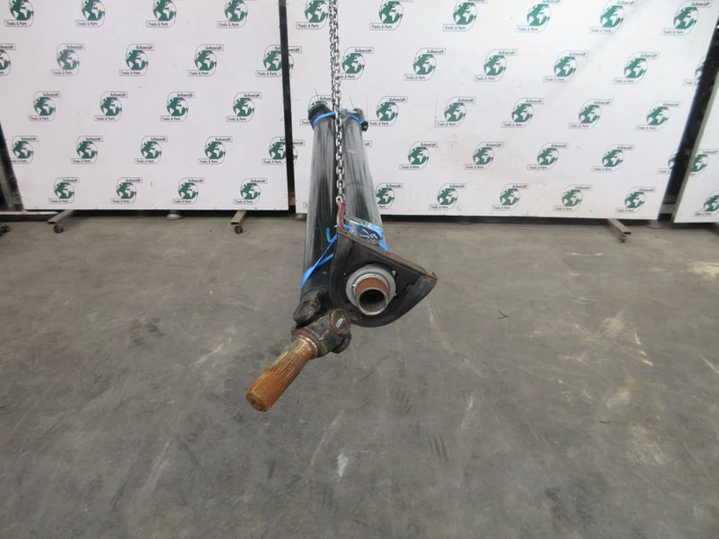 MAN 81.39382-6199 // 81.39332-6214 MAN 18.250 TGM EURO 6 MODEL 2018 - Приводный вал для Грузовиков: фото 2 MAN 81.39382-6199 // 81.39332-6214 MAN 18.250 TGM EURO 6 MODEL 2018 - Приводный вал для Грузовиков: фото 2