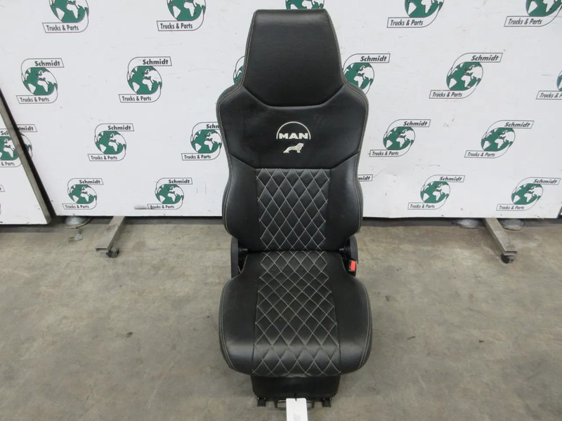 MAN 81.62307-6531//81.62307-6529//81.62307-6562//81.62307-6558 STOELEN SET - Сиденье для Грузовиков: фото 5 MAN 81.62307-6531//81.62307-6529//81.62307-6562//81.62307-6558 STOELEN SET - Сиденье для Грузовиков: фото 5